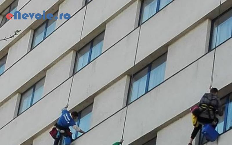 3sudura-alpinism-utilitar-reconditionari-suprafete-din-beton-confectii-metalice-demolari-hidroizolatii-acoperisuri-constructii-civi-alex-ursu-636.png