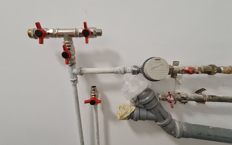 2reparatii-termice-reparatii-electrice-reparatii-sanitare-instalatii-de-gaze-instalatii-termice-instalatii-electrice-instalatii-san-alin-tanache-.png