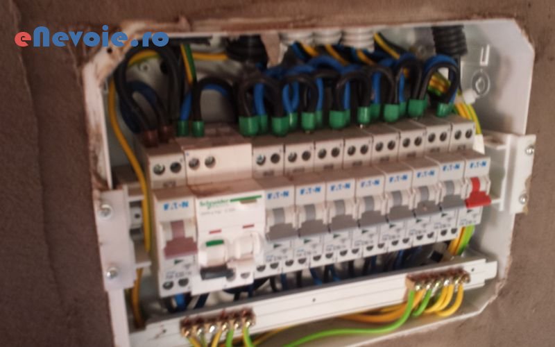 4reparatii-electrice-instalatii-electrice-sanitare-electrice-termice-gaze--ciprian-cipri.png