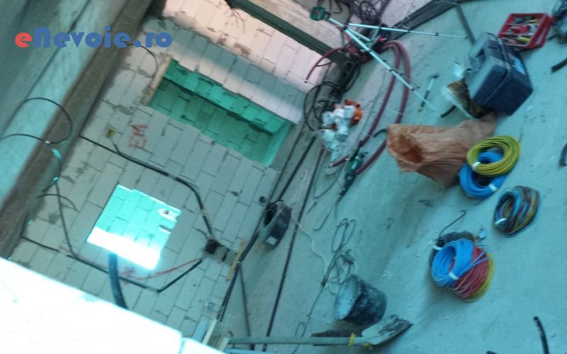 5reparatii-electrice-instalatii-electrice-sanitare-electrice-termice-gaze--ciprian-cipri.png