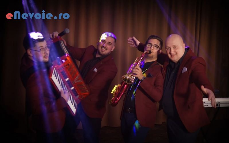 2divertisment-evenimente-dj-formatie-muzicala-sonorizare-si-lumini-video-foto-organizari-evenimente--formatia-prem.png
