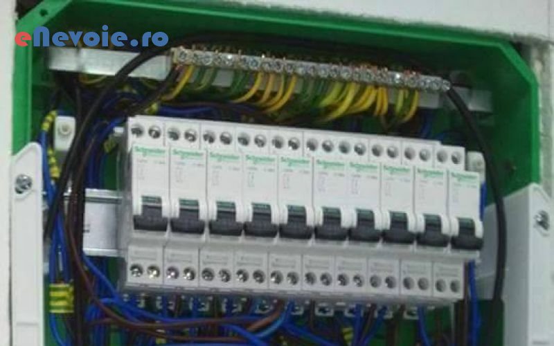 1reparatii-electrice-instalatii-electrice-sanitare-electrice-termice-gaze--gherghe-dorin-8651-1w.png