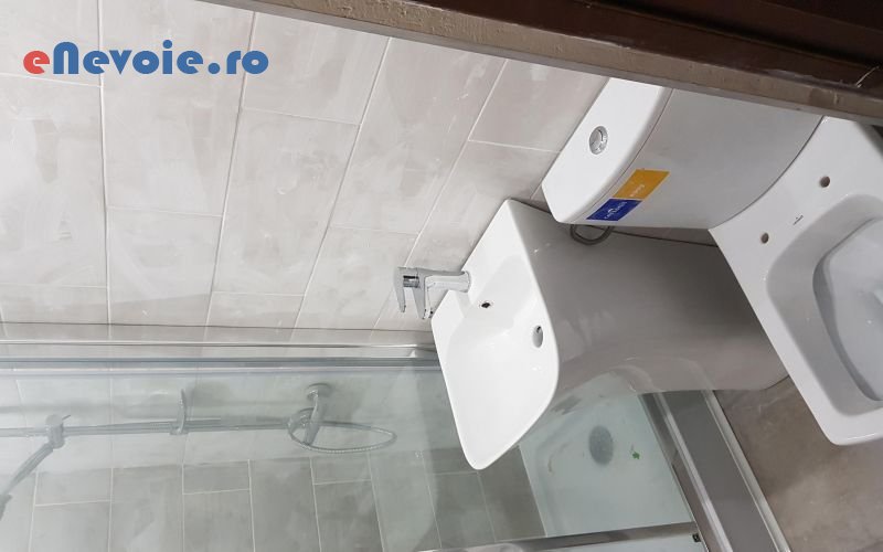 5montare-panouri-solare-desfundare-canalizari-reparatii-centrale-termice-reparatii-termice-reparatii-sanitare-mentenanta-instalatii-gyuszi-kanya-w.png