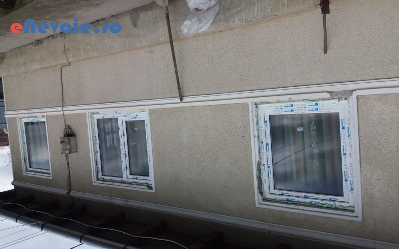5usi-garaj-plasa-de-insecte-jaluzele-rulouri-exterioare-ferestre-usi-reparatii-tamplarie-tamplarie-aluminiu-tamplarie-pvc-mobilier--ii-mihai-ghe-.png