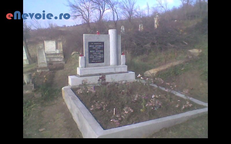 1morminte-si-monumente-funerare-servicii-funerare--micu-precup-3.png