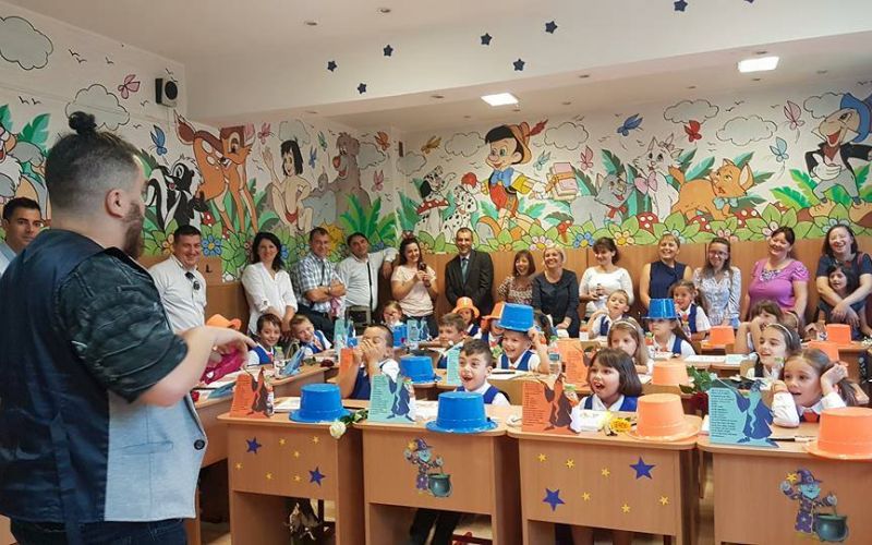 5magicieni-clovni-ursitoare-animatie-pentru-copii-divertisment-evenimente-organizari-nunti-si-botezuri-organizari-evenimente-organi-mydas-magicia.png