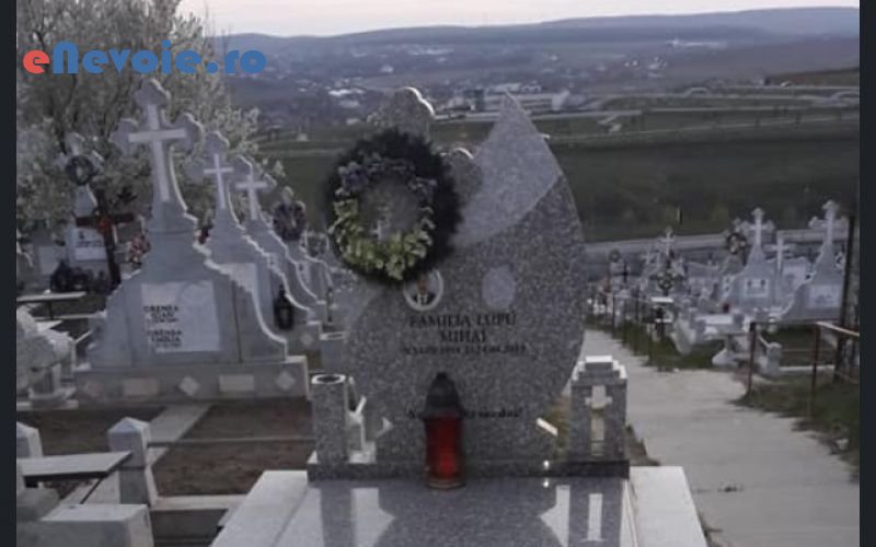 5morminte-si-monumente-funerare-servicii-funerare--oaniciuc-codil.png