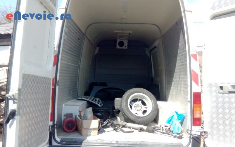 2transport-marfuri-transport-depozitare--petre-serdean.png