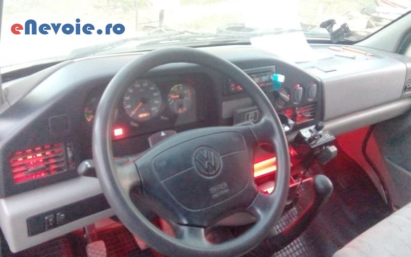 4transport-marfuri-transport-depozitare--petre-serdean.png