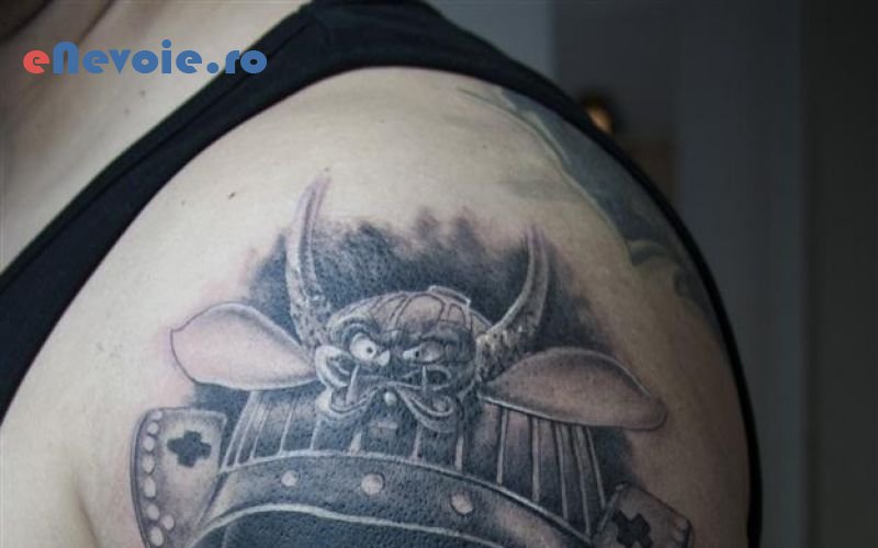 5tatuaje-piercinguri-cosmetica-relaxare--sc-2ndface-ar.png