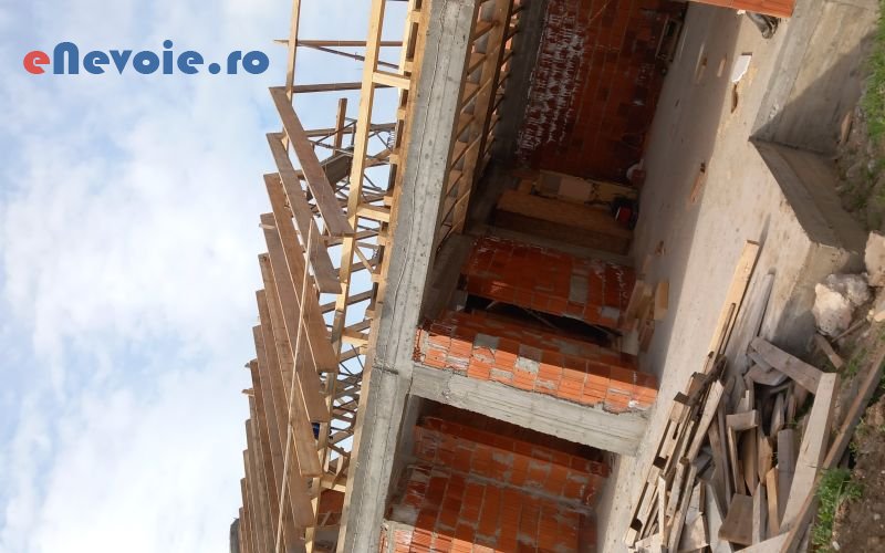 1alpinism-utilitar-hale-metalice-confectii-metalice-demolari-hidroizolatii-termoizolatii-acoperisuri-constructii-industriale-constr-sc-alinut-con.png