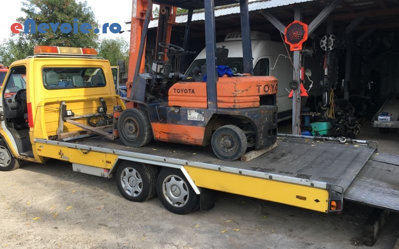 1tractari-auto-asistenta-rutiera-auto-moto--sc-btautotran.png