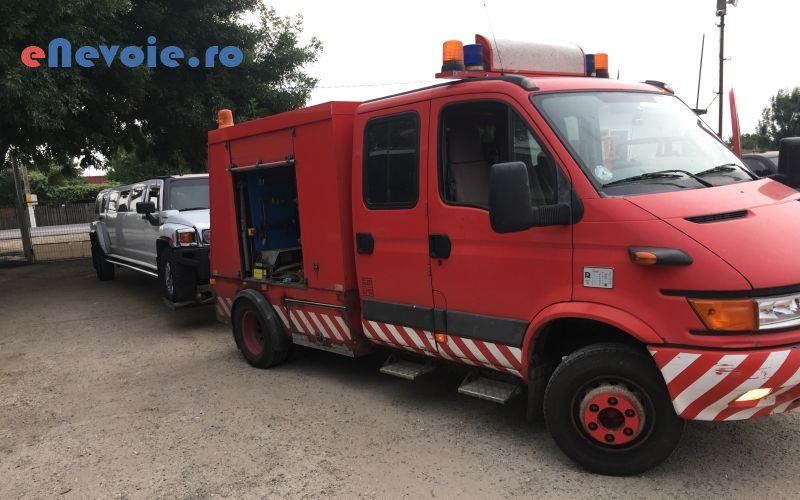 4tractari-auto-asistenta-rutiera-auto-moto--sc-btautotran.png