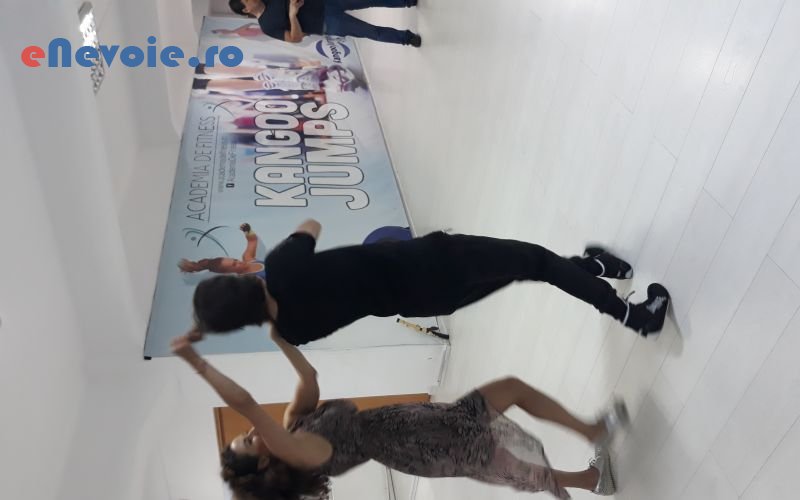 2cursuri-de-dans-salsa-si-bachata-sport-hobby-timp-liber--sc-el-cubano-.png