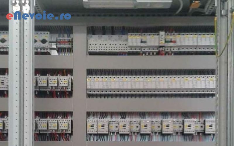 2instalatii-electrice-sanitare-electrice-termice-gaze--sc-electro-sy.png