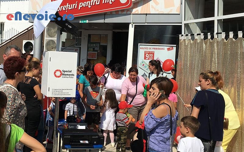 3photobooth-foto-organizari-evenimente--sc-foto-speci.png