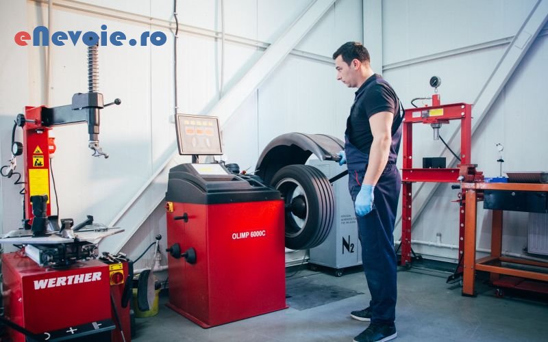 3vulcanizare-auto-mecanica-moto-service-moto-detailing-auto-diagnoza-auto-mecanica-auto-service-auto-tractari-auto-asistenta-rutier-sc-frk-univer.png