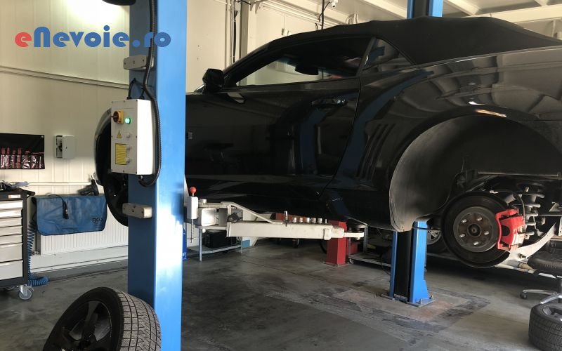 5vulcanizare-auto-mecanica-moto-service-moto-detailing-auto-diagnoza-auto-mecanica-auto-service-auto-tractari-auto-asistenta-rutier-sc-frk-univer.png