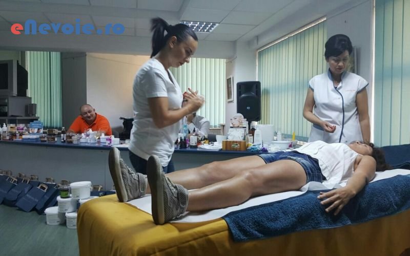 2gene-false-hair-stylist-coafor-make-up-manichiura-si-pedichiura-relaxare-si-masaj-cosmetica-si-ingrijire-corporala-cosmetica-relaxare--sc-incogn.png