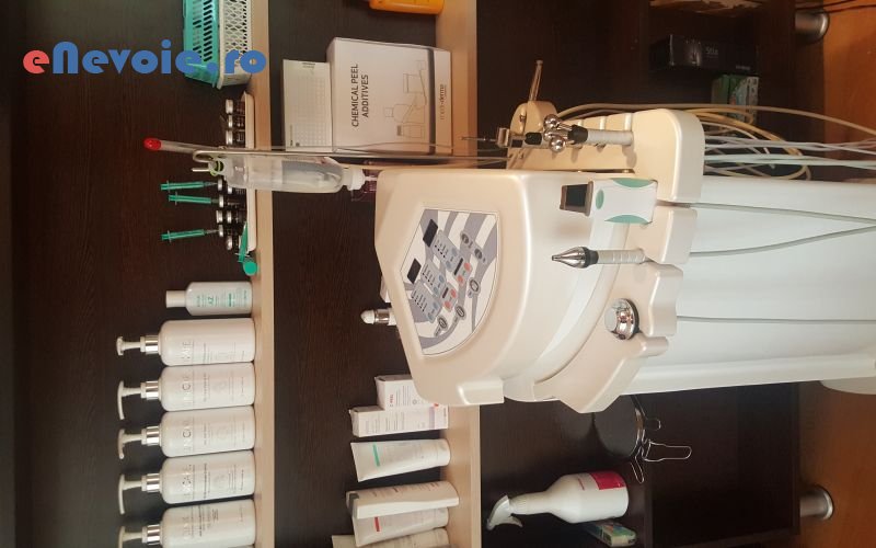 3gene-false-hair-stylist-coafor-make-up-manichiura-si-pedichiura-relaxare-si-masaj-cosmetica-si-ingrijire-corporala-cosmetica-relaxare--sc-incogn.png
