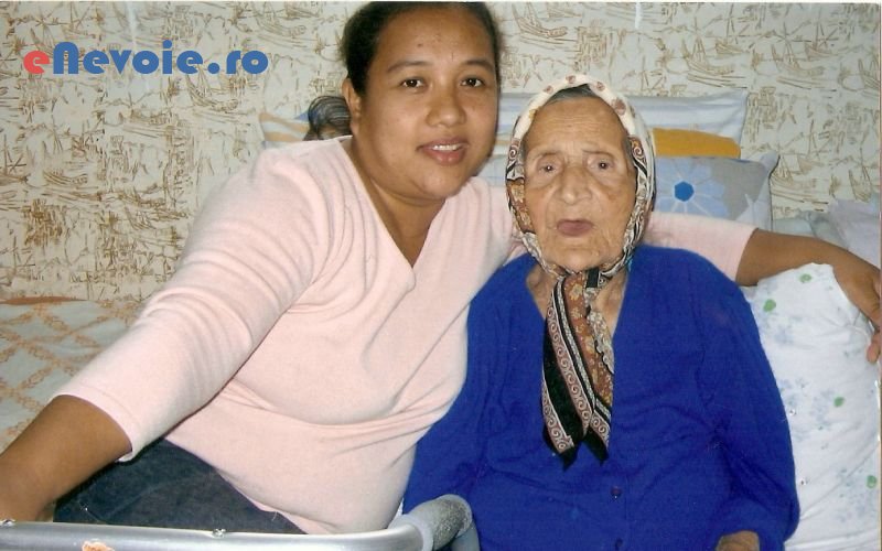6ingrijire-batrani-la-domiciliu-ingrijire-copii-babysitting-ingrijire-copii-si-batrani--sc-isrom-inte.png