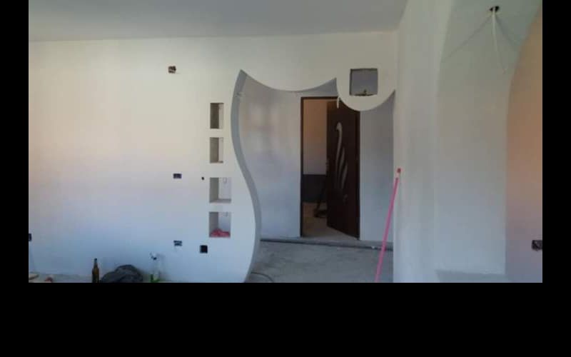 2demolari-hidroizolatii-acoperisuri-constructii-civile-constructii--sc-naiana-aur.png