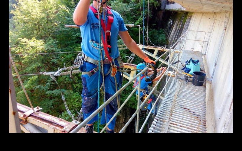3sudura-constructii-si-mentenanta-piscine-inchirieri-accesorii-constructii-inchirieri-utilaje-constructii-alpinism-utilitar-recondi-sc-spideralpi.png
