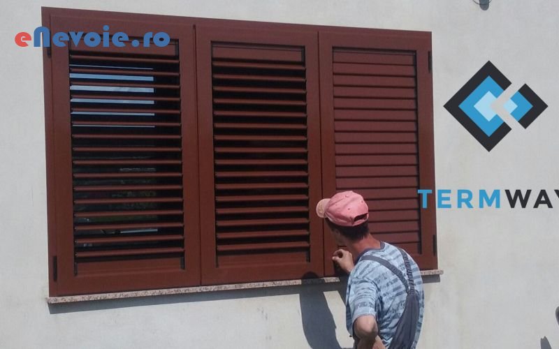 5usi-garaj-plasa-de-insecte-jaluzele-rulouri-exterioare-ferestre-usi-reparatii-tamplarie-tamplarie-aluminiu-tamplarie-pvc-mobilier-si-tamplarie--.png