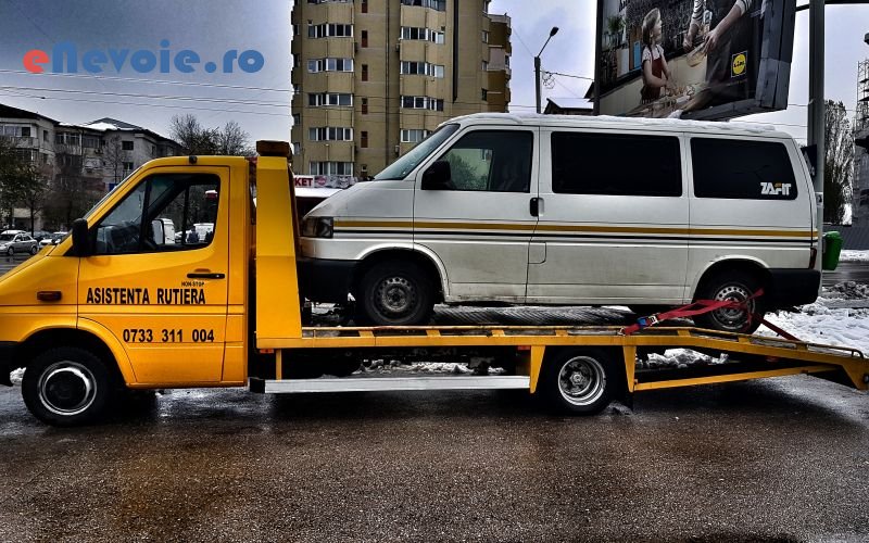 2tractari-moto-asistenta-rutiera-tractari-auto-asistenta-rutiera-auto-moto--tractari-iasi.png